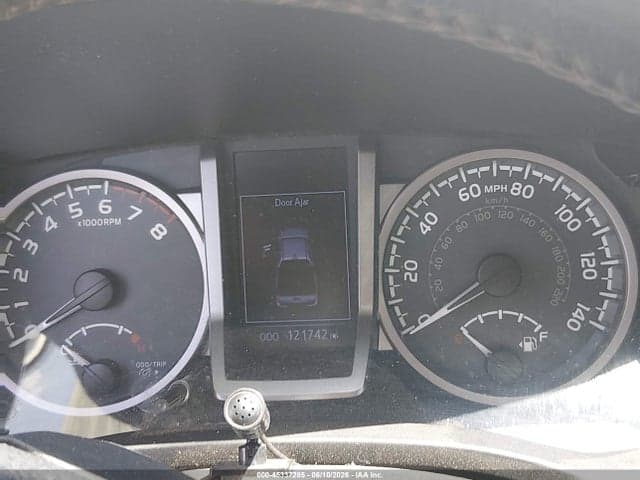 2018 TOYOTA TACOMA SR5 7