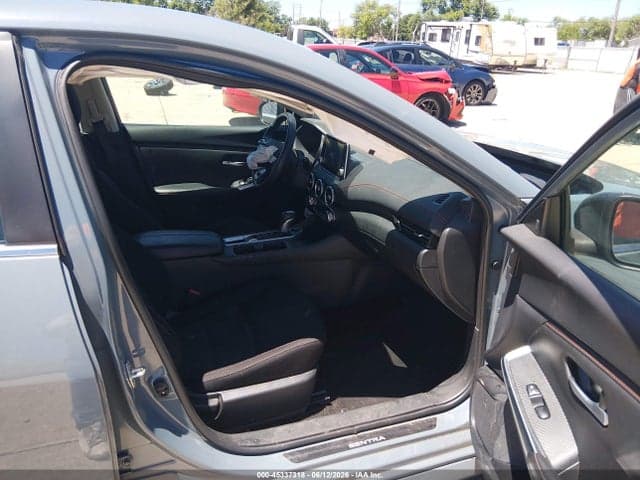 2025 NISSAN SENTRA SR 5
