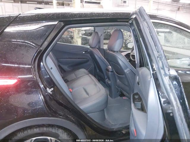 2017 CHEVROLET BOLT EV PREMIER 8