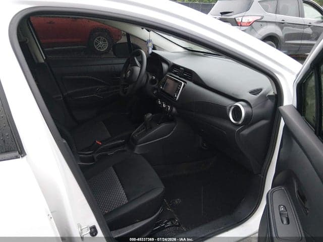 2024 NISSAN VERSA 1.6 S 5