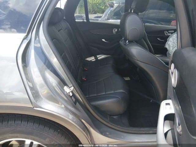 2020 MERCEDES-BENZ GLC 300 4MATIC 8