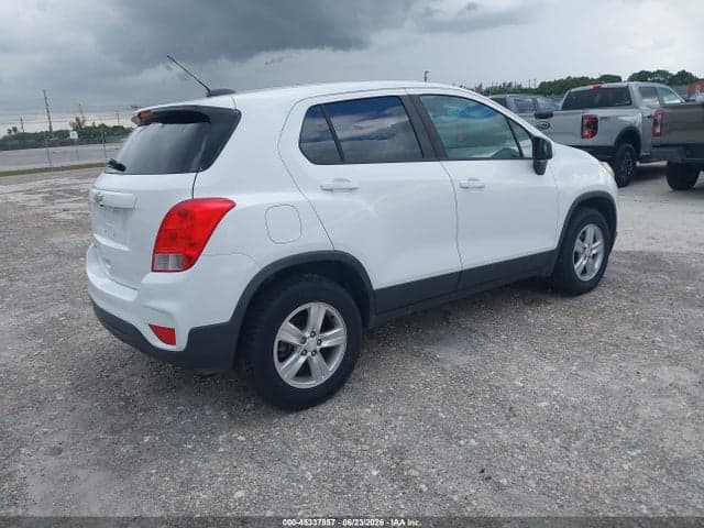 2017 CHEVROLET TRAX LS 4