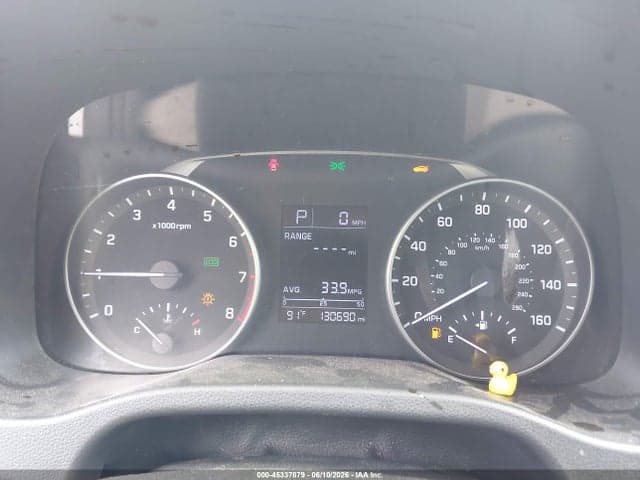 2017 HYUNDAI ELANTRA SE 7