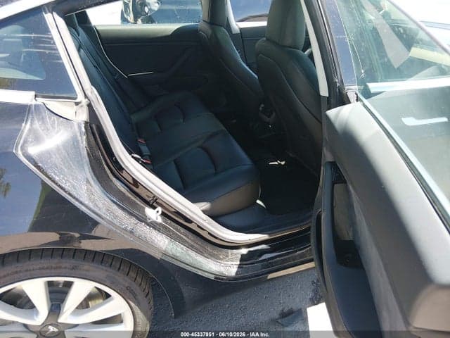 2019 TESLA MODEL 3 LONG RANGE/PERFORMANCE 8