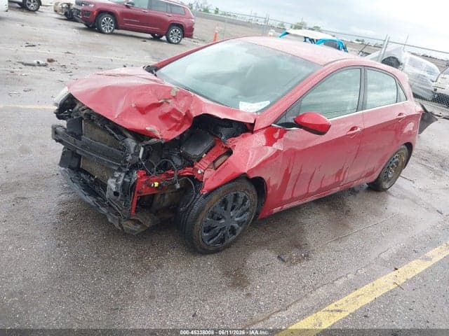 2017 HYUNDAI ELANTRA GT 2