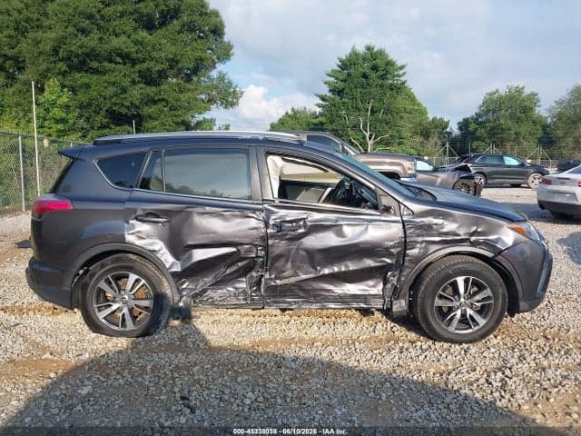 2018 TOYOTA RAV4 XLE 13