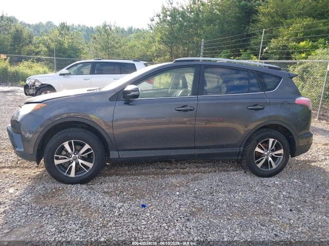 2018 TOYOTA RAV4 XLE 14
