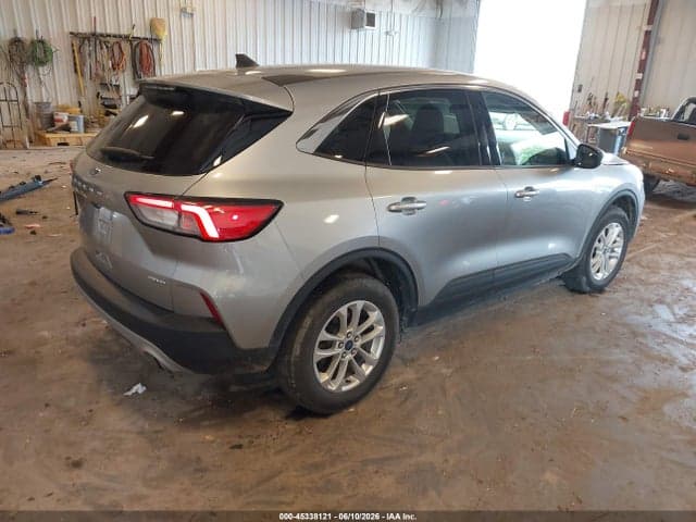 2022 FORD ESCAPE SE 4