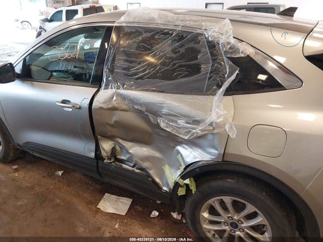 2022 FORD ESCAPE SE 6
