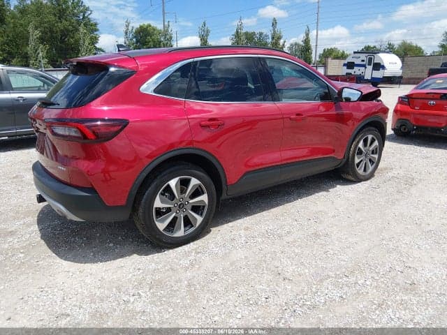 2023 FORD ESCAPE PLATINUM 4