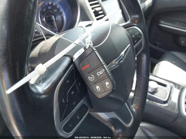2019 CHRYSLER 300 TOURING L 11