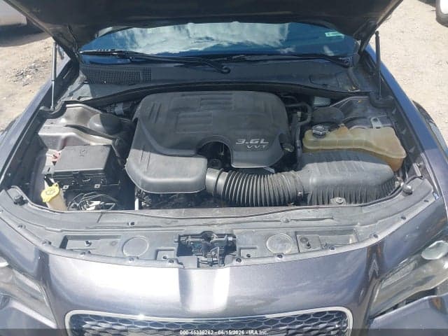 2018 CHRYSLER 300 LIMITED AWD 10