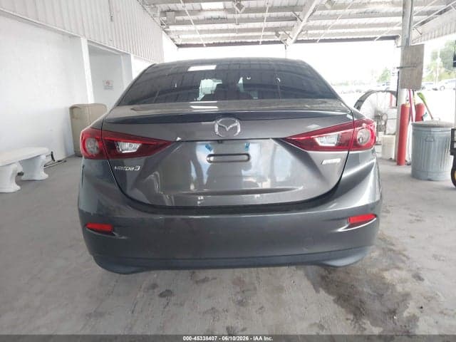2018 MAZDA MAZDA3 TOURING 16