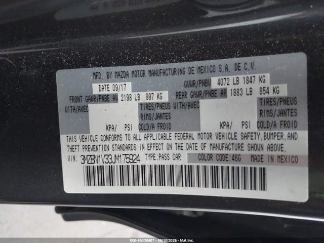 2018 MAZDA MAZDA3 TOURING 9