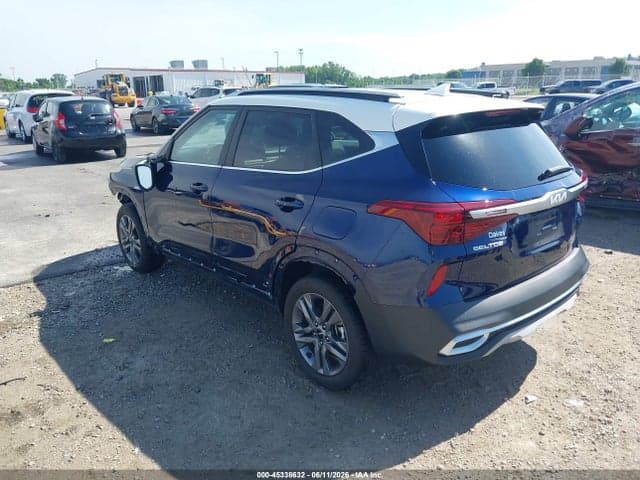 2023 KIA SELTOS S 3