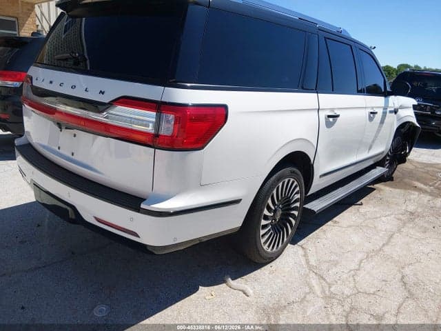 2021 LINCOLN NAVIGATOR BLACK 4
