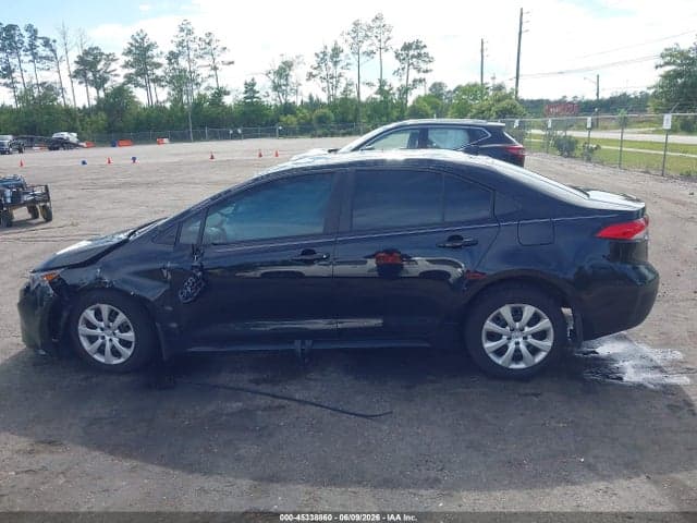 2026 TOYOTA COROLLA LE 14