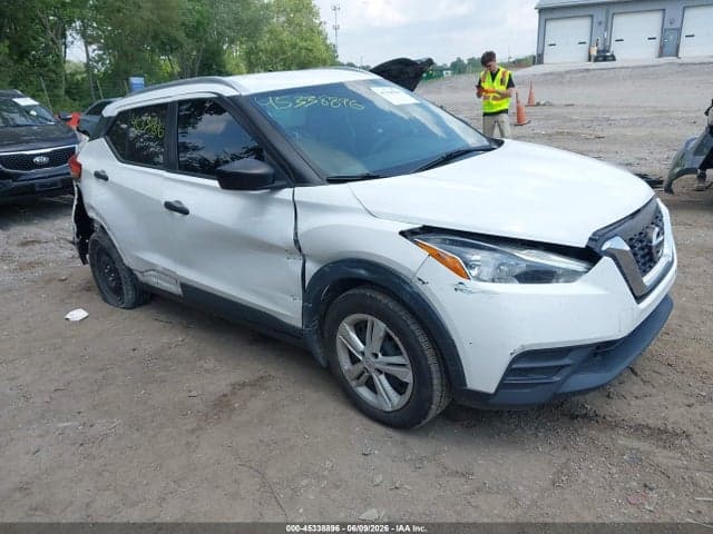 2019 NISSAN KICKS S 1