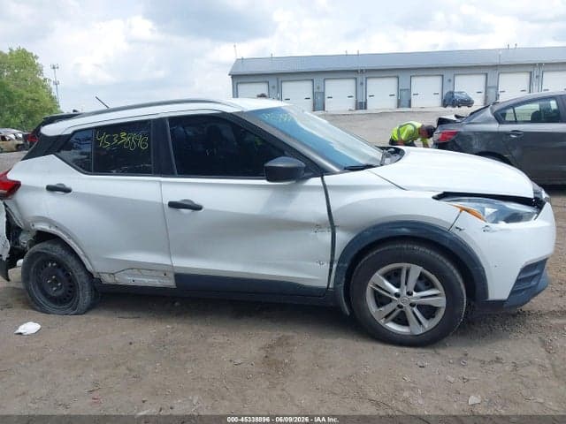2019 NISSAN KICKS S 13