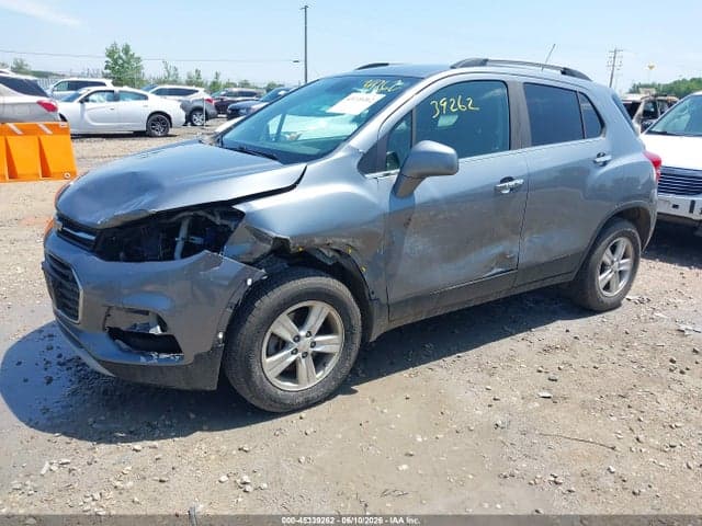 2019 CHEVROLET TRAX LT 2