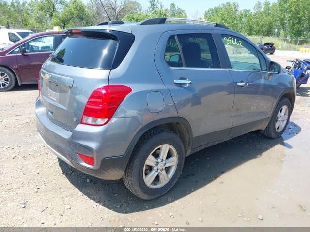2019 CHEVROLET TRAX LT 4