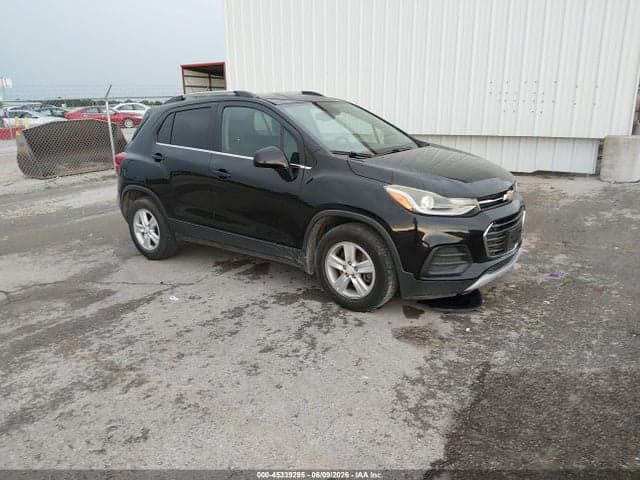 2017 CHEVROLET TRAX LT - 1