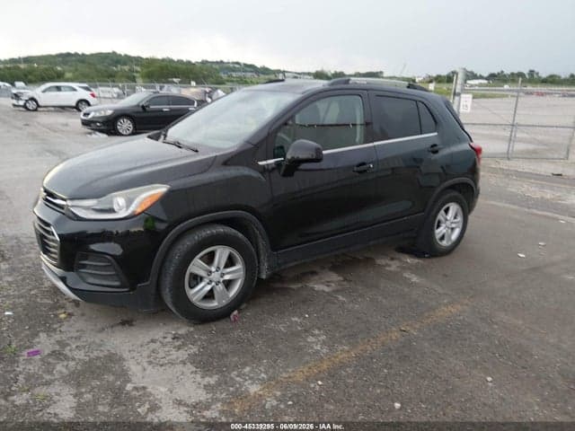 2017 CHEVROLET TRAX LT 2