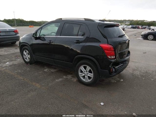 2017 CHEVROLET TRAX LT 3