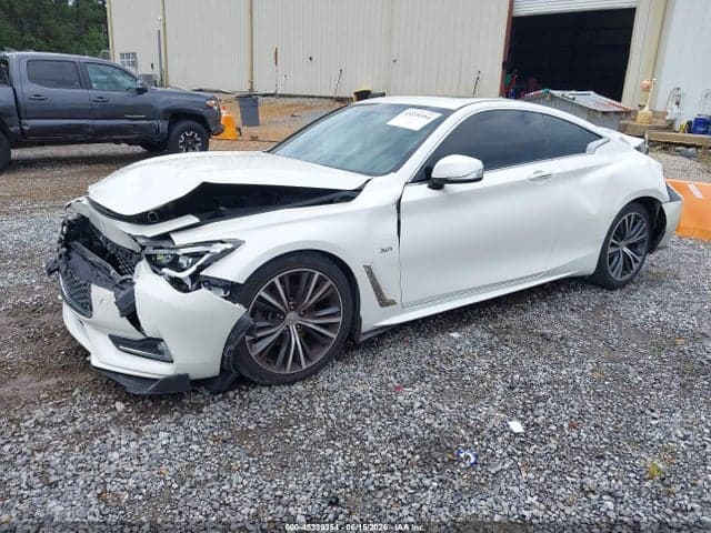 2018 INFINITI Q60 3.0T LUXE 2