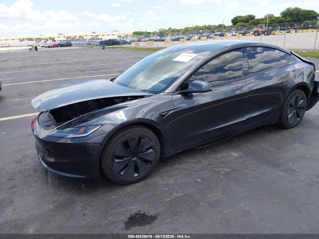 2026 TESLA MODEL 3 2