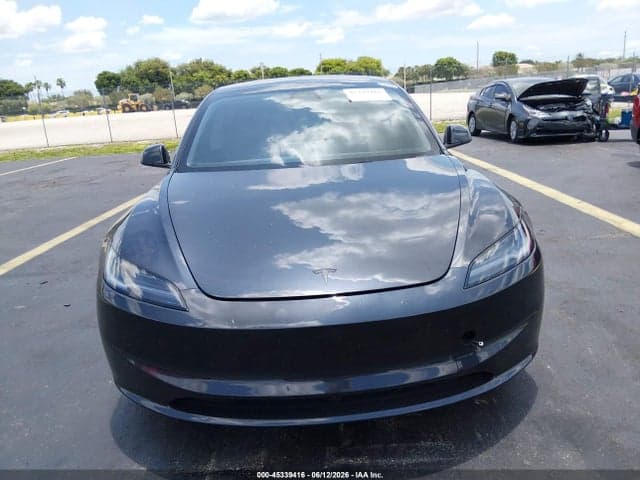 2026 TESLA MODEL 3 11