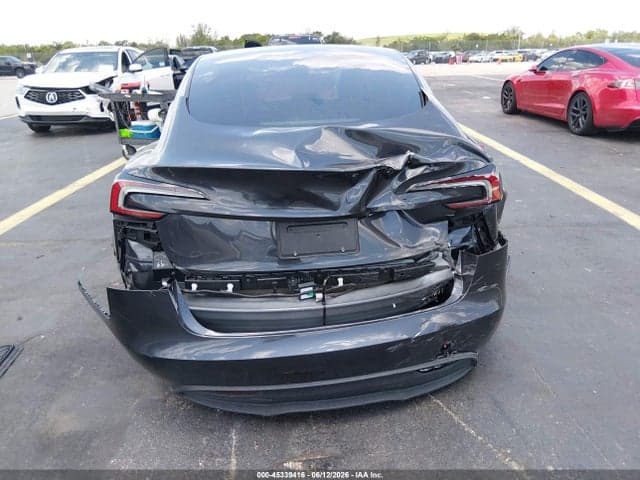 2026 TESLA MODEL 3 15