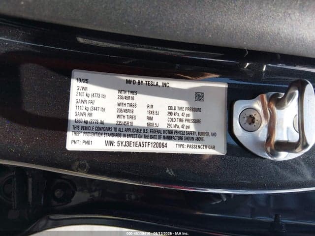 2026 TESLA MODEL 3 9