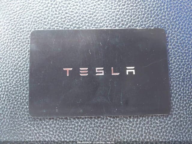 2026 TESLA MODEL 3 10