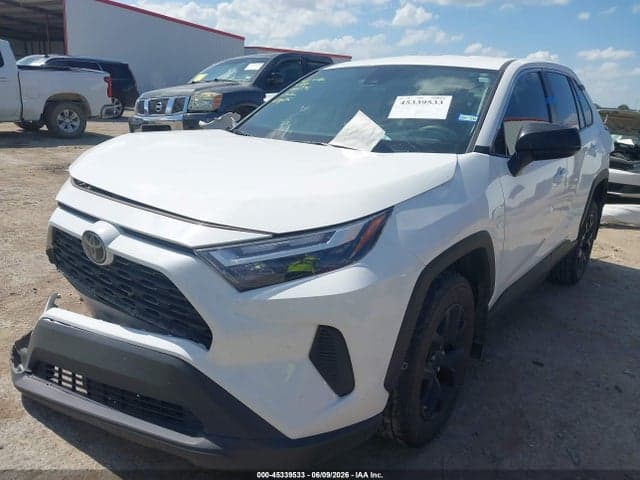 2024 TOYOTA RAV4 LE 2