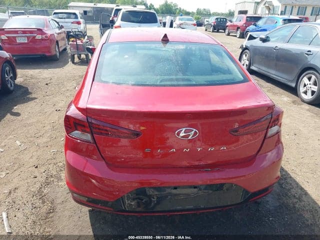 2019 HYUNDAI ELANTRA SEL 17