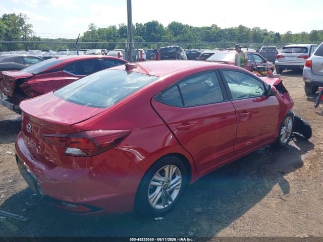 2019 HYUNDAI ELANTRA SEL 4