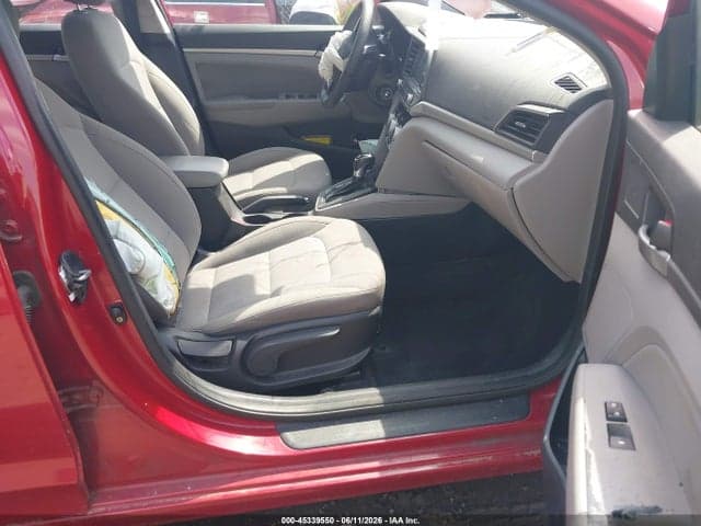2019 HYUNDAI ELANTRA SEL 5