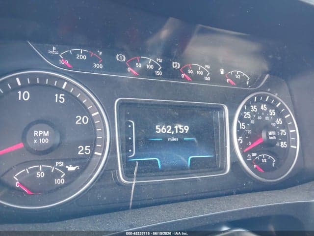 2020 INTERNATIONAL LT 6