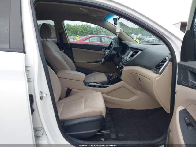 2017 HYUNDAI TUCSON SPORT 5