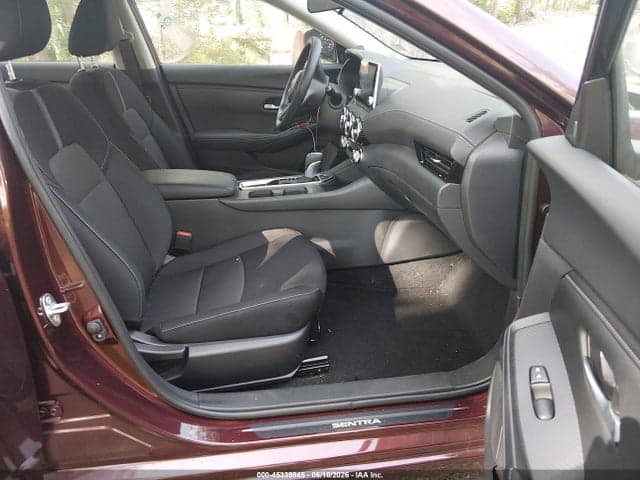2025 NISSAN SENTRA SV 5