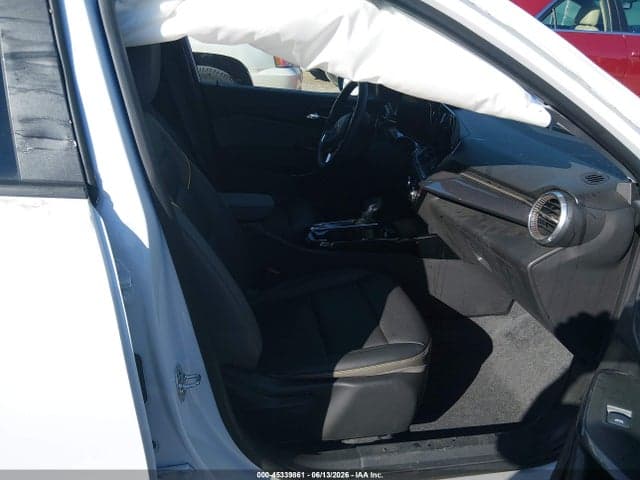 2025 CHEVROLET TRAX FWD ACTIV 5