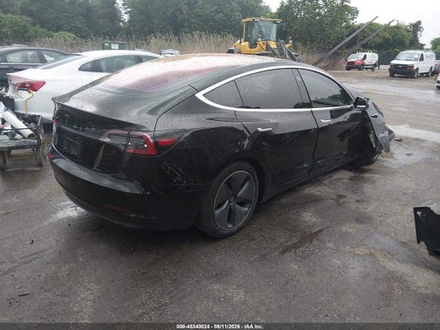 2018 TESLA MODEL 3 LONG RANGE/MID RANGE 4