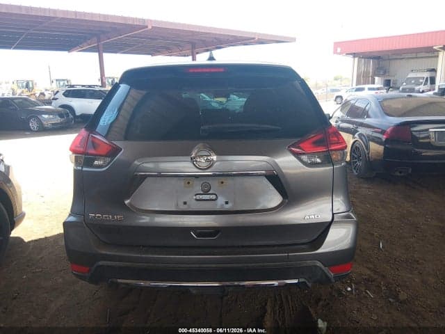 2018 NISSAN ROGUE S 17