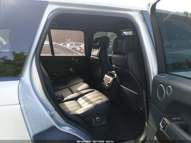 2017 LAND ROVER RANGE ROVER 8