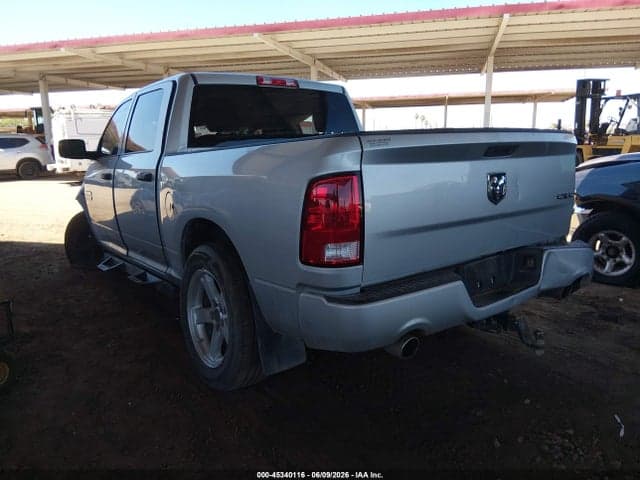 2017 RAM 1500 EXPRESS 4X4 5'7 BOX 3