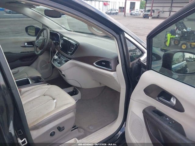 2018 CHRYSLER PACIFICA TOURING L PLUS 5