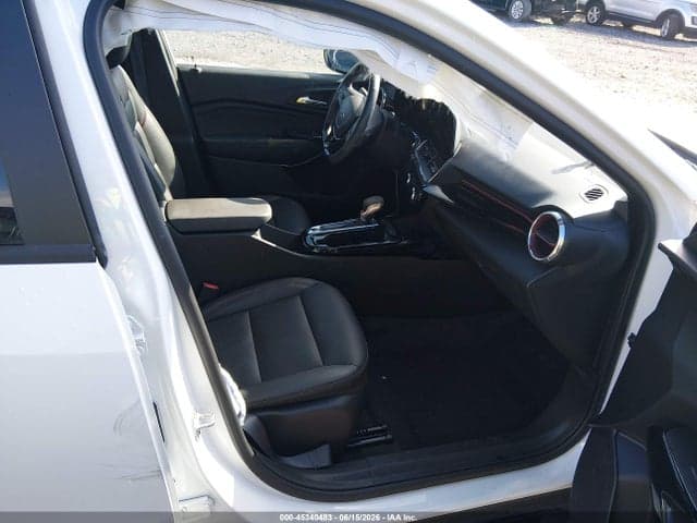 2025 CHEVROLET TRAX FWD 2RS 5