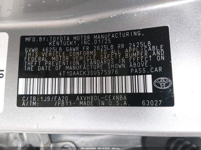 2025 TOYOTA CAMRY LE 9
