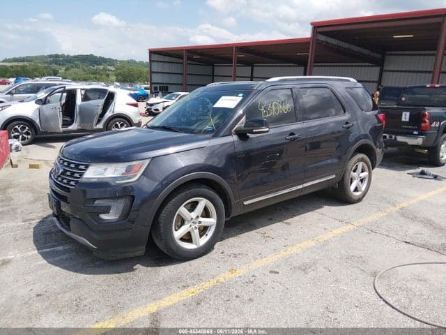 2017 FORD EXPLORER XLT 2